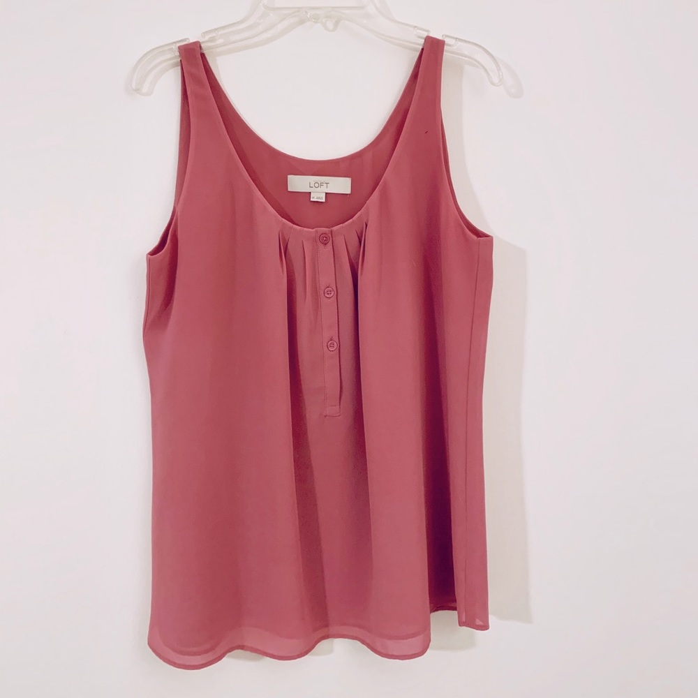 Scoop Neck Sleeveless Top